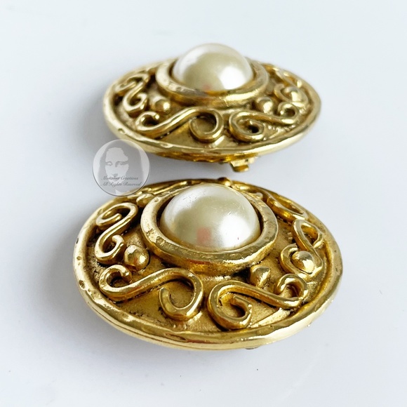 Edouard Rambaud Paris Earrings XL Round Etruscan Gold Metal Faux Pearl Vintage - Picture 9 of 12
